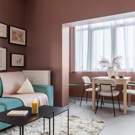 Holt - Breaking Dawn Apartment Bucharest