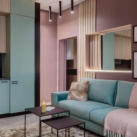 Holt - Breaking Dawn Bucharest