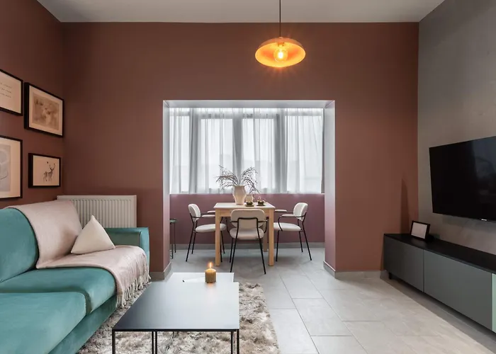 Holt - Breaking Dawn *