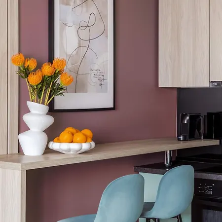 Holt - Breaking Dawn Apartment Bucharest